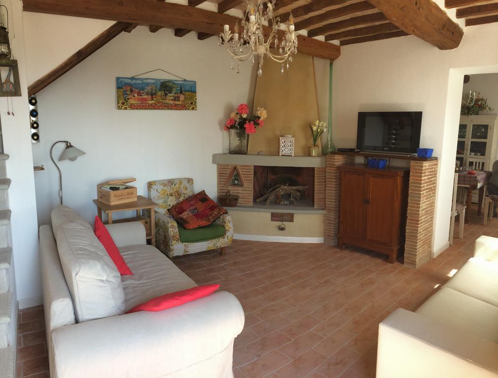 Pensjonat La Casina Delle Rondini Corsanico-Bargecchia Zewnętrze zdjęcie