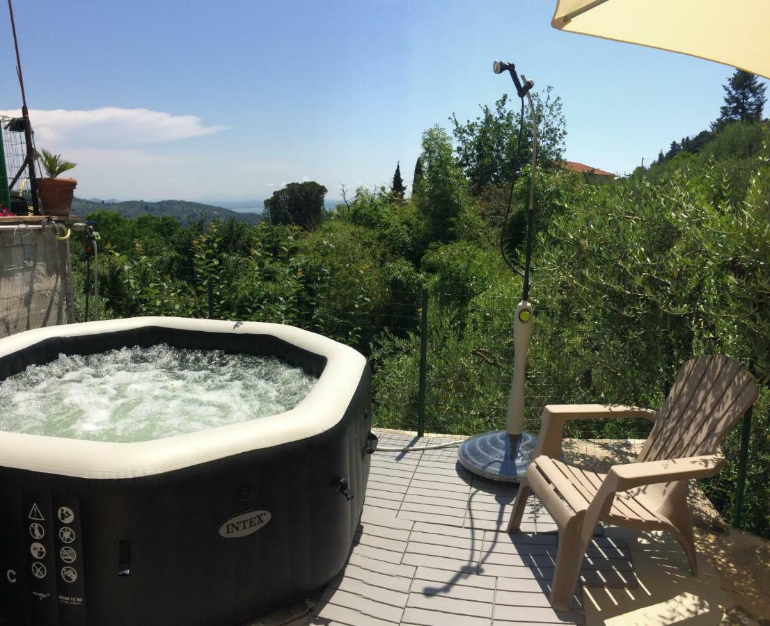 Pensjonat La Casina Delle Rondini Corsanico-Bargecchia Zewnętrze zdjęcie